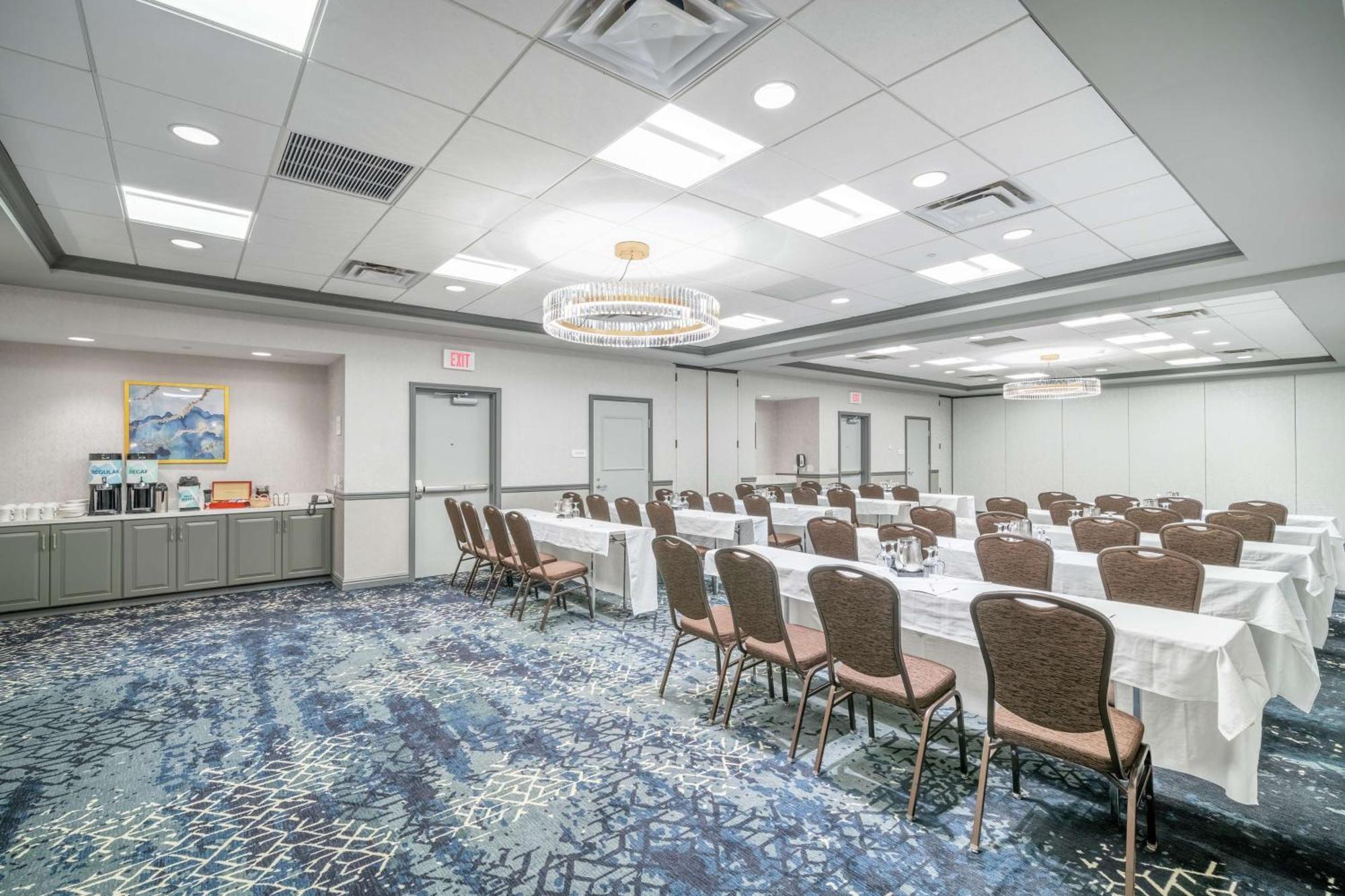 Hilton Garden Inn Pittsburgh/Southpointe Canonsburg Buitenkant foto